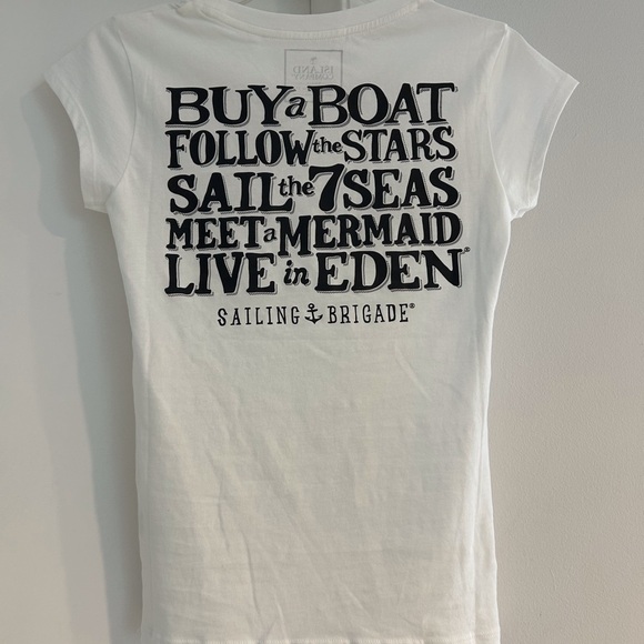 Island Company Vintage Tee. - Picture 2 of 4